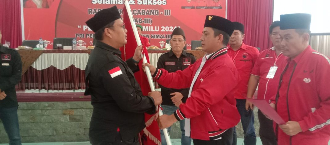 Samrin Girsang Lantik Kepengurusan Repdem Simalungun, Frindo Damanik sebagai Ketua